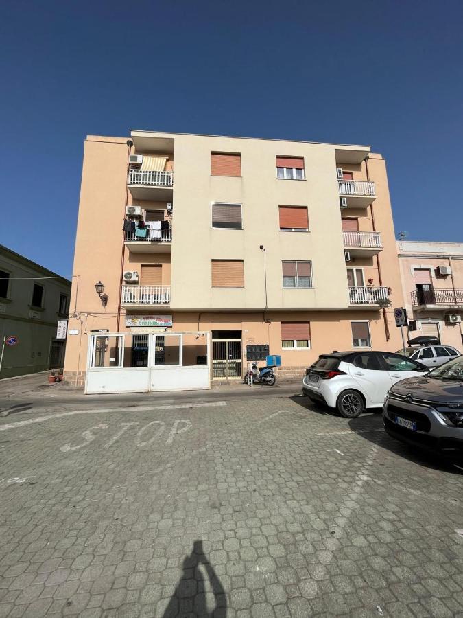 ポルト・トッレス Casa Al Porto Bed & Breakfast エクステリア 写真