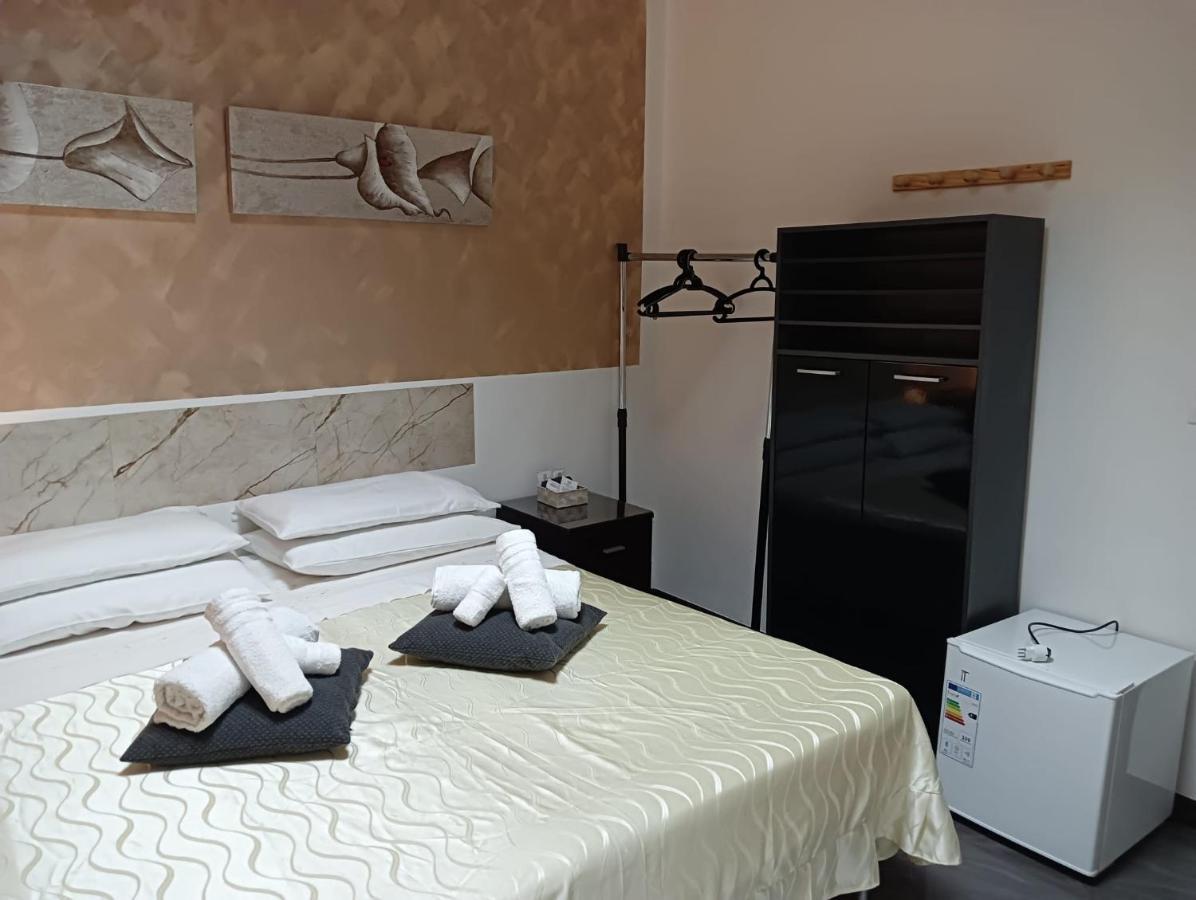 ポルト・トッレス Casa Al Porto Bed & Breakfast エクステリア 写真
