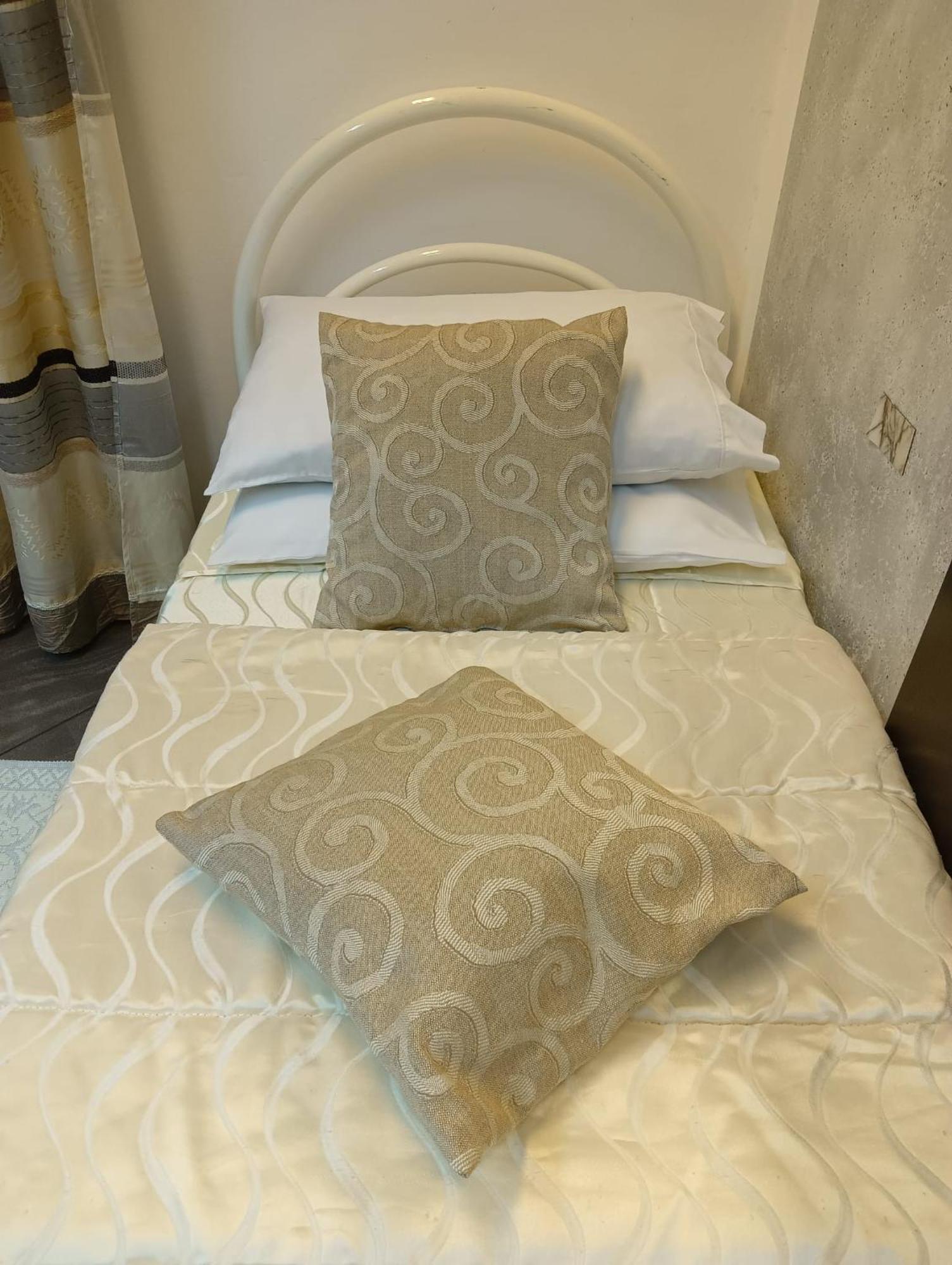 ポルト・トッレス Casa Al Porto Bed & Breakfast エクステリア 写真